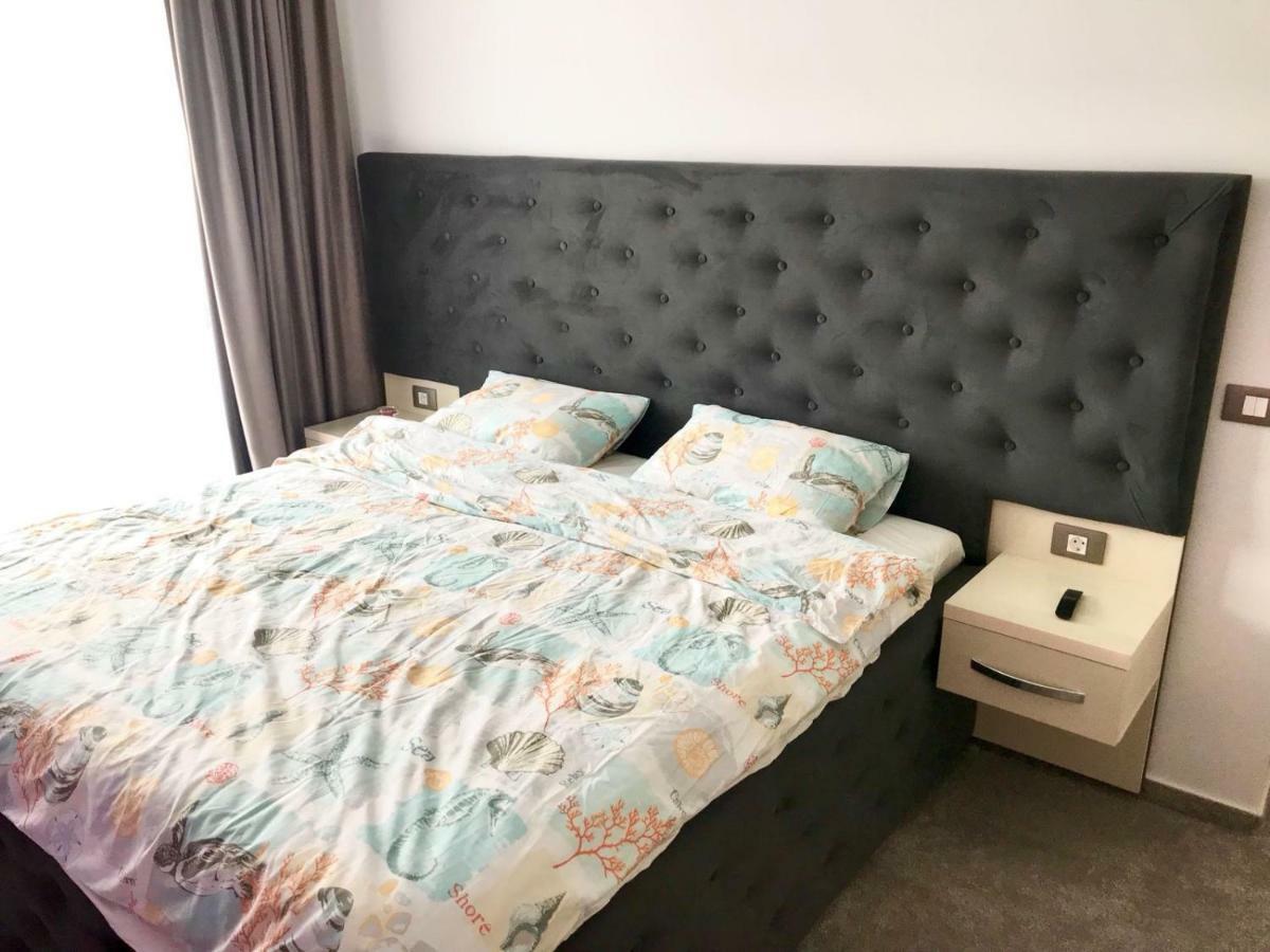 Apartament Alezzi Alex Apartment นาโวดาริ ภายนอก รูปภาพ