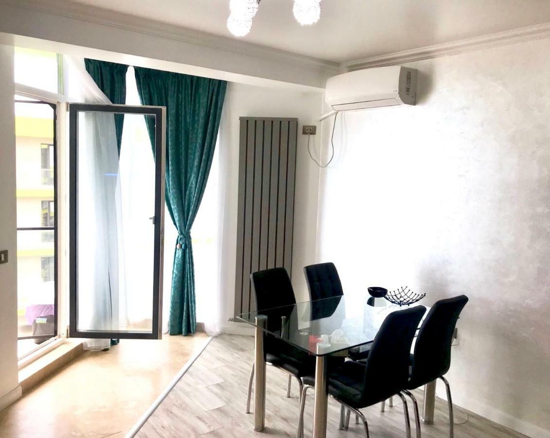 Apartament Alezzi Alex Apartment นาโวดาริ ภายนอก รูปภาพ